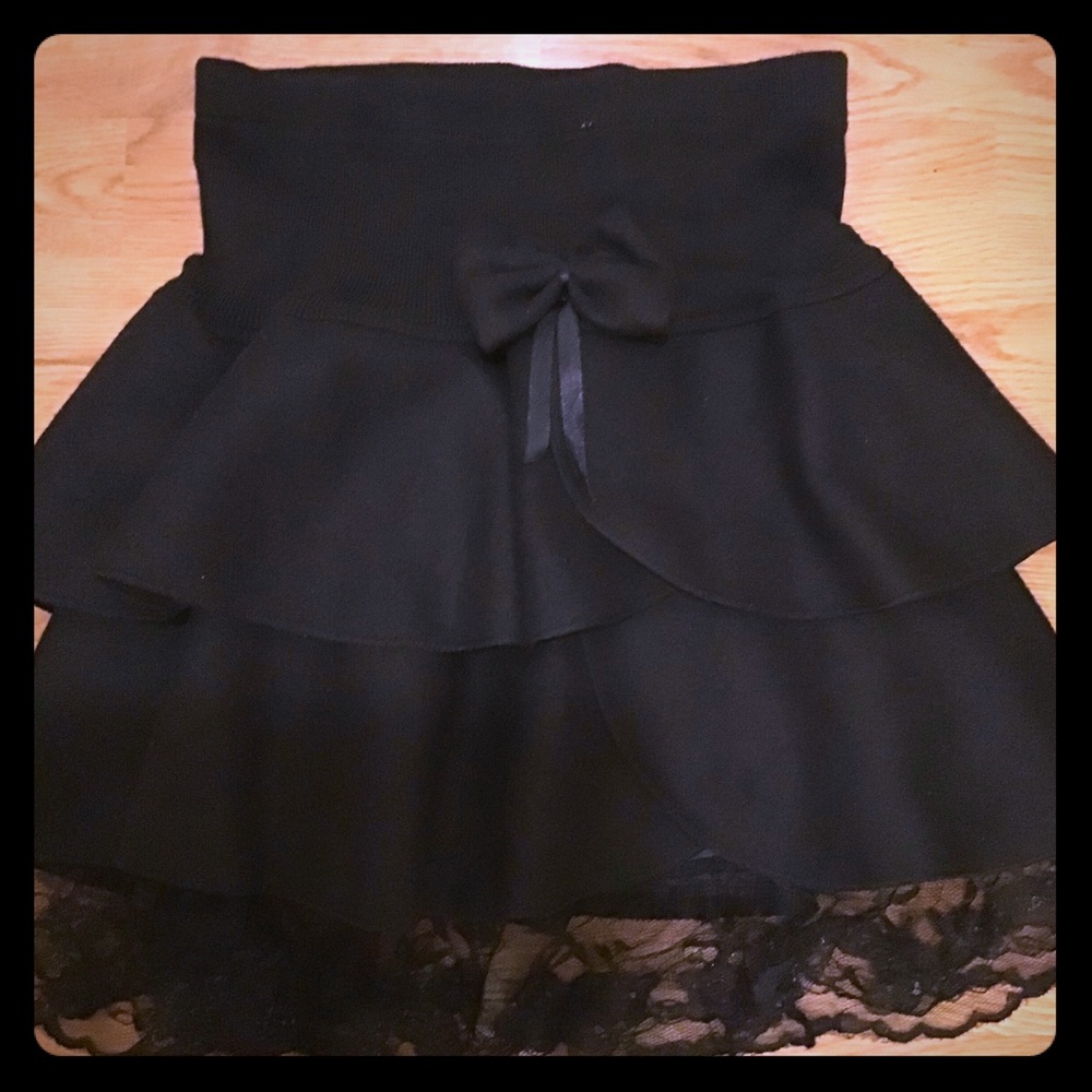 Sexy black ruffle skirt lace trim&bow Lg